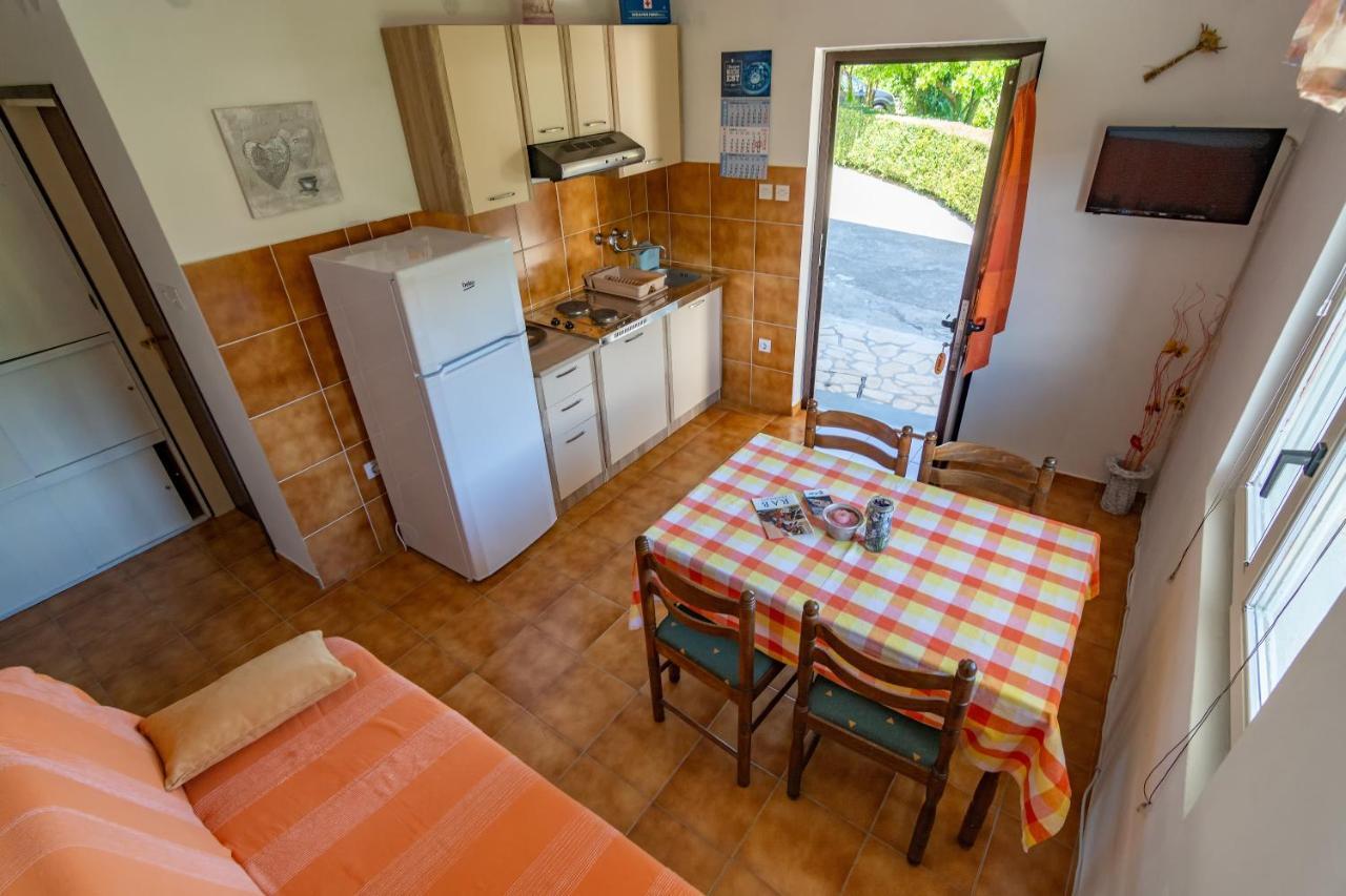 Apartment Dumicic 1 Mundanije Zewnętrze zdjęcie